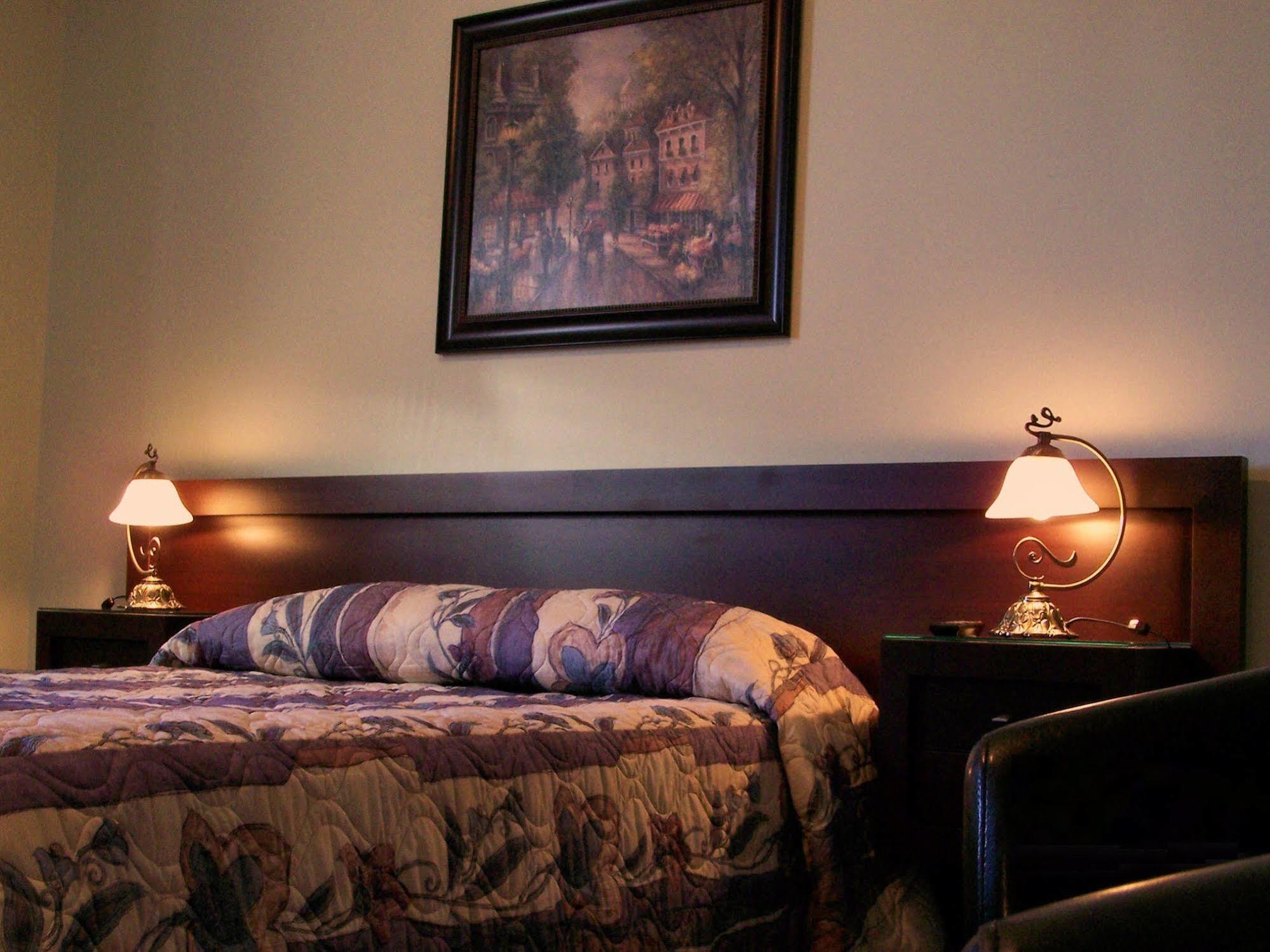 Auberge Centre Ville Saguenay Luaran gambar